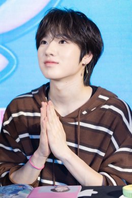 NCT WISH (เอ็นซีที วิช) สุดป็อป! แจกความสดใสให้แฟนคลับชาวไทย JOY กันล้นห้าง ในงานแถลงข่าวและงานแจกลายเซ็น "JOY CLUB x NCT WISH 'poppop' FANSIGN in BANGKOK"